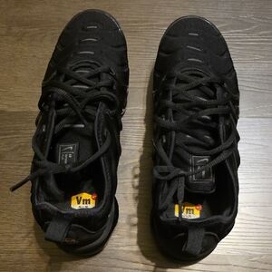 Nike Men's Black VaporMax Sneakers